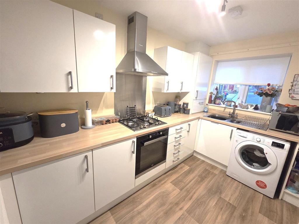 Property photo 3 of 12 20251223_143142.Jpg