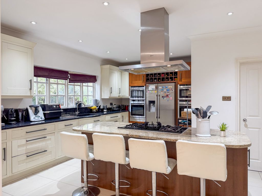 Property photo 3 of 47 Img_2750