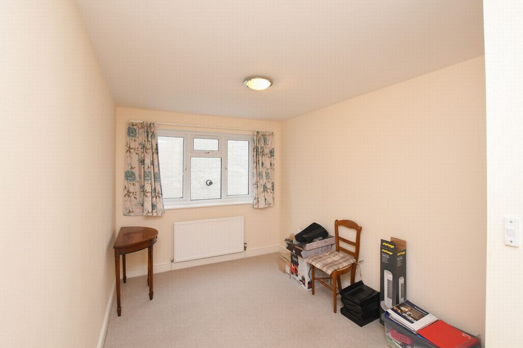 Property photo 3 of 17 Photo 2