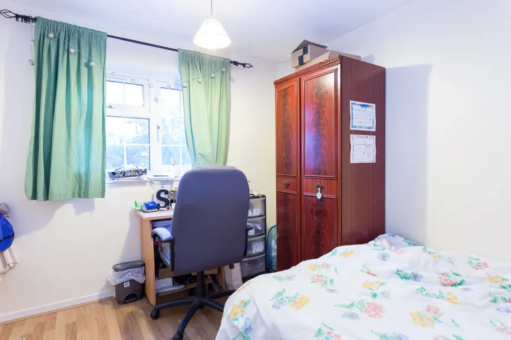 Property photo 2 of 18
