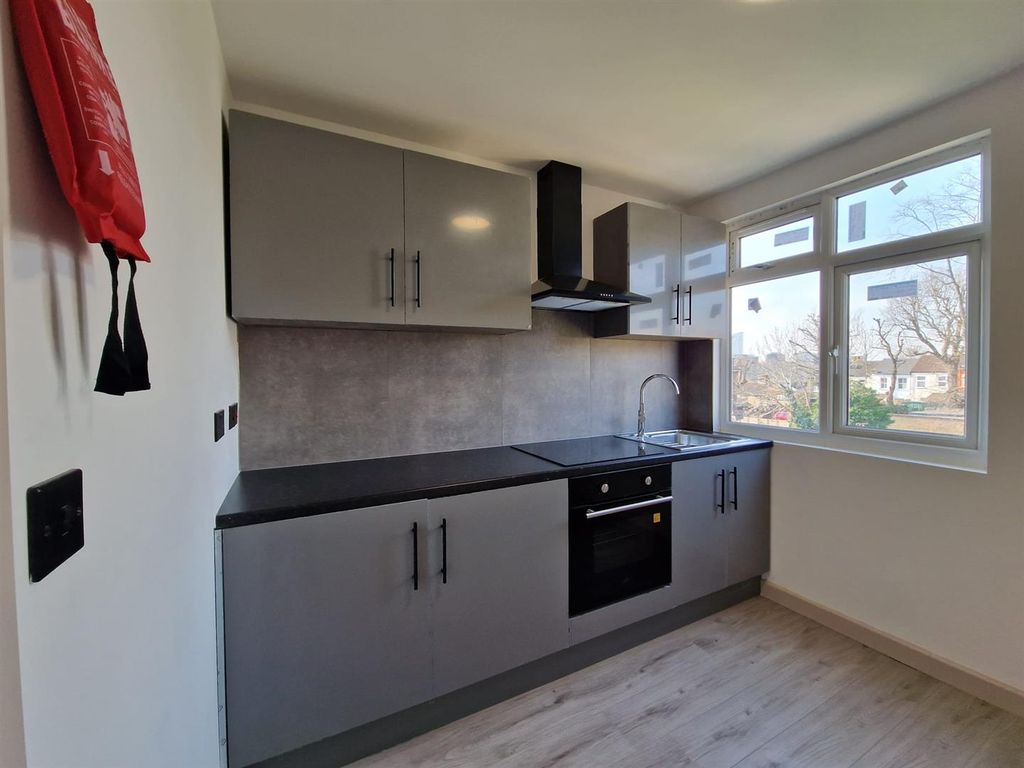 Property photo 3 of 6 Whatsapp Image 2025-03-09 At 15.01.24 (4).Jpeg