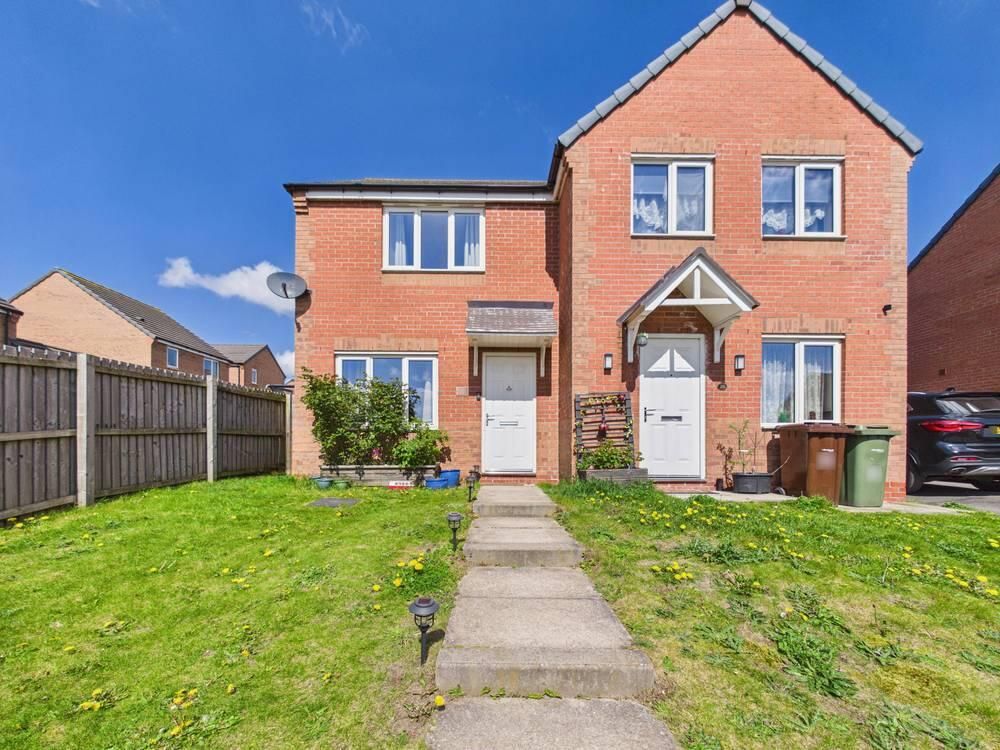 Property photo 1 of 11 Front (Exterior)