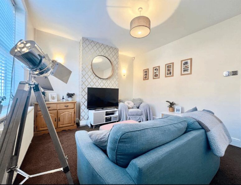 Property photo 3 of 12