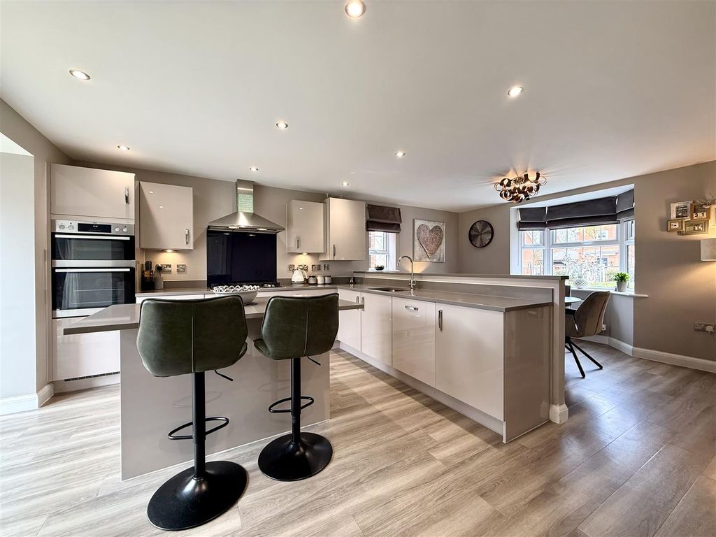 Property photo 3 of 31 3