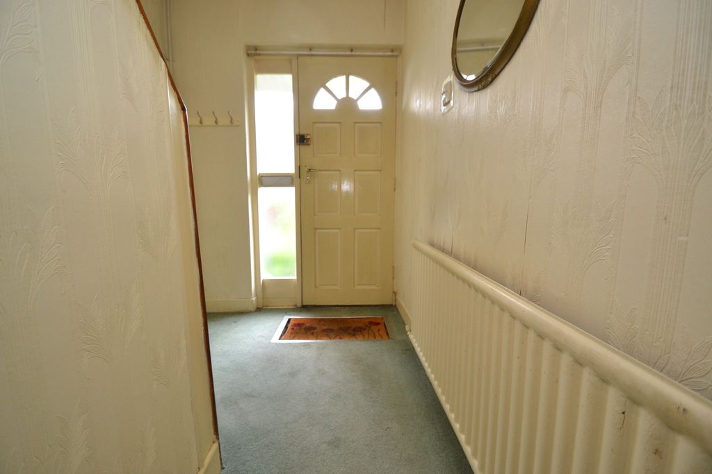 Property photo 2 of 17 Photograph 2
