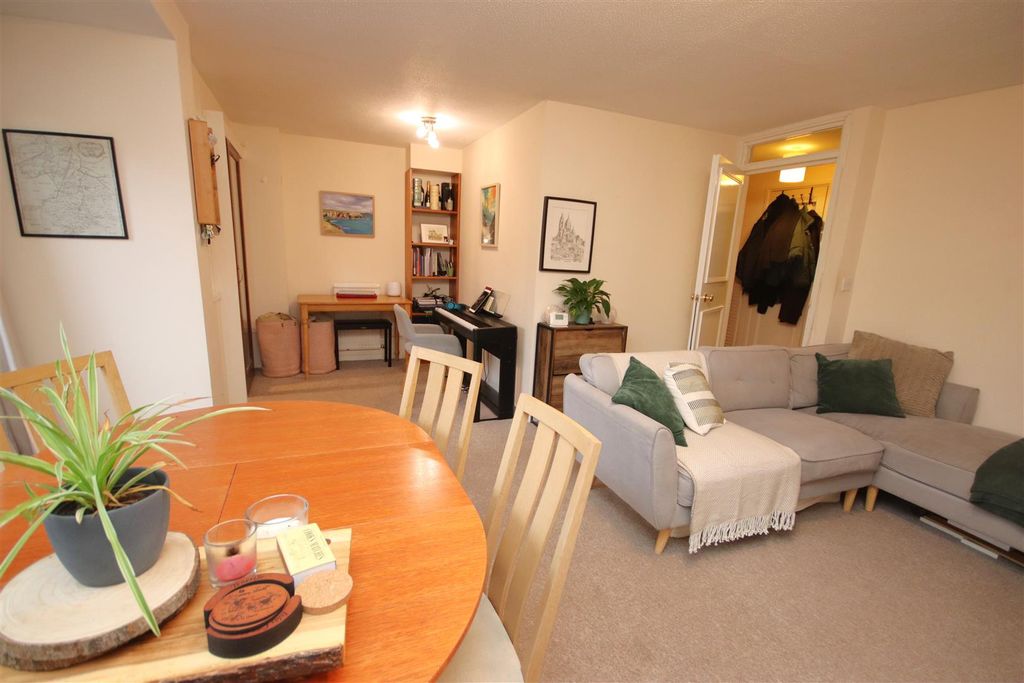 Property photo 3 of 9 Img_1696.Jpg