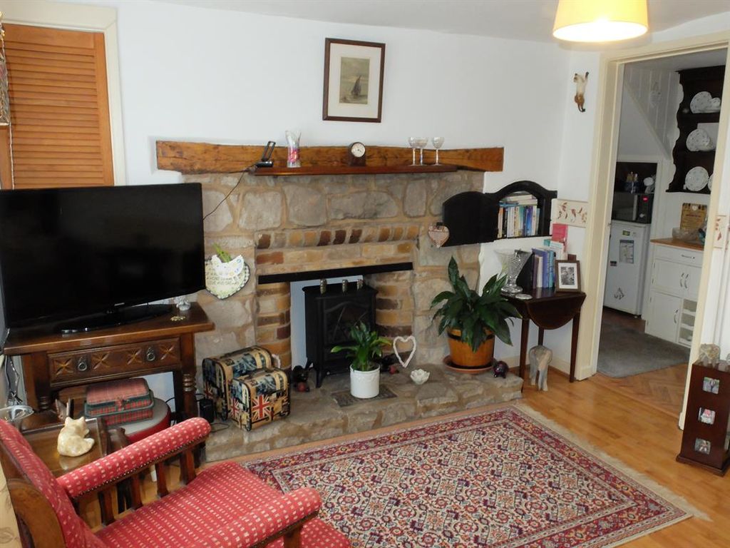 Property photo 3 of 16 Photo 1