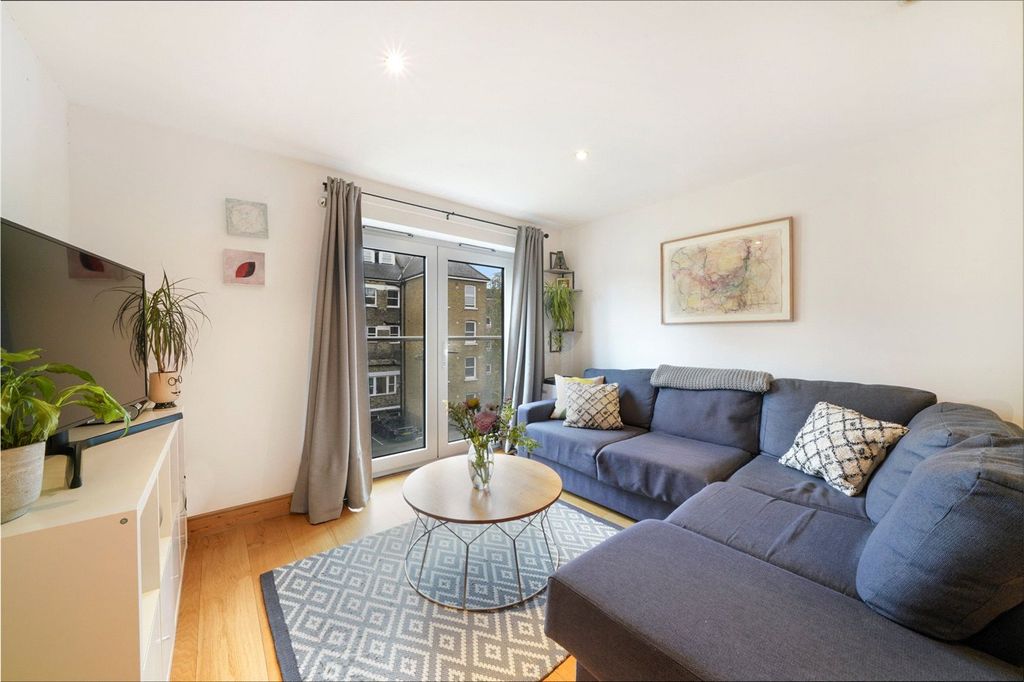 Property photo 1 of 15 Picture No. 10