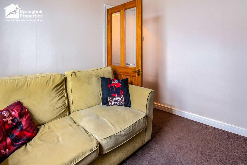 Property photo 3 of 14 Image 2