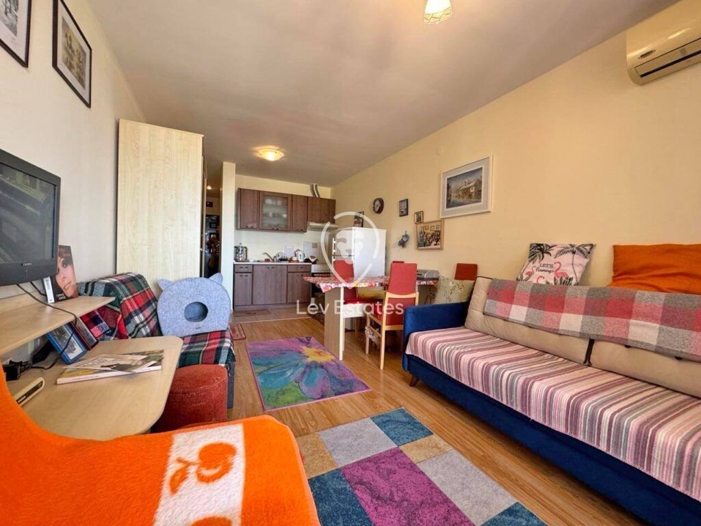 Property photo 2 of 13