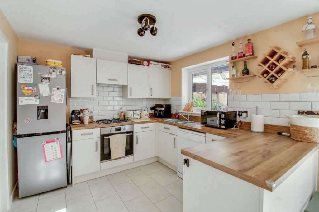 Property photo 2 of 13