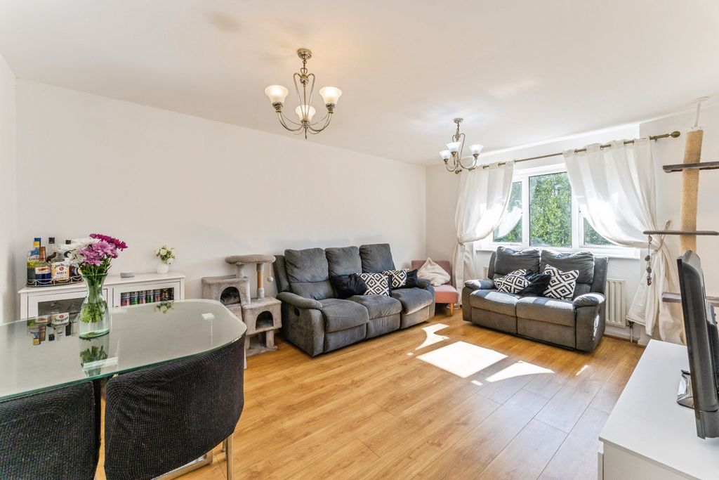 Property photo 3 of 15 Reception Room