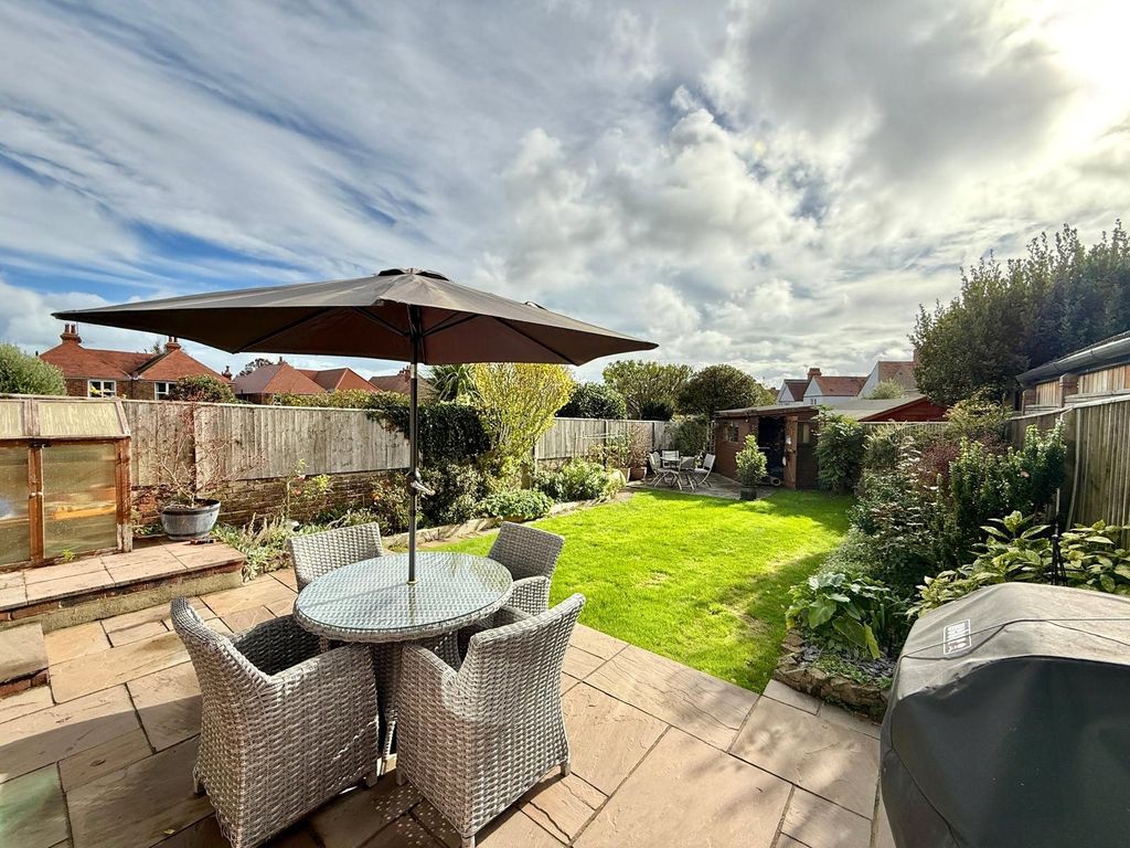 Property photo 3 of 24 Picture No. 25