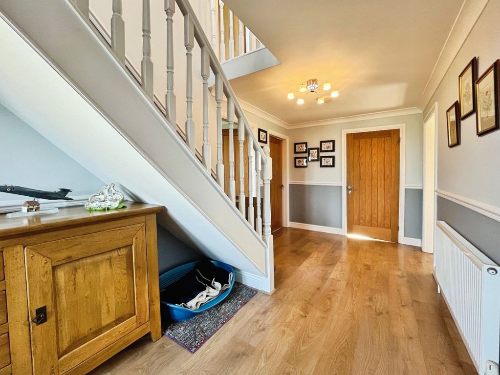 Property photo 2 of 29 5146282