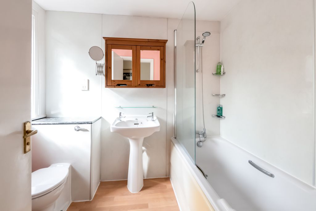 Additional image 15 of 3 bed detached bungalow for salePier Road, Kenmore, Kenmore PH15