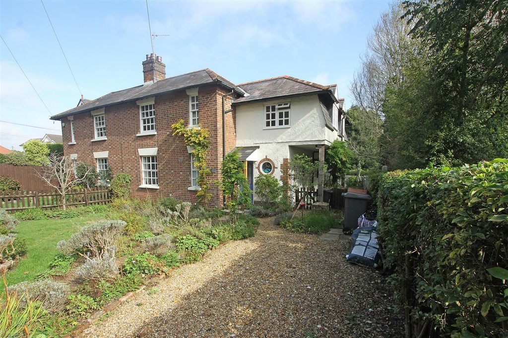 Property photo 1 of 20 Front.Jpg