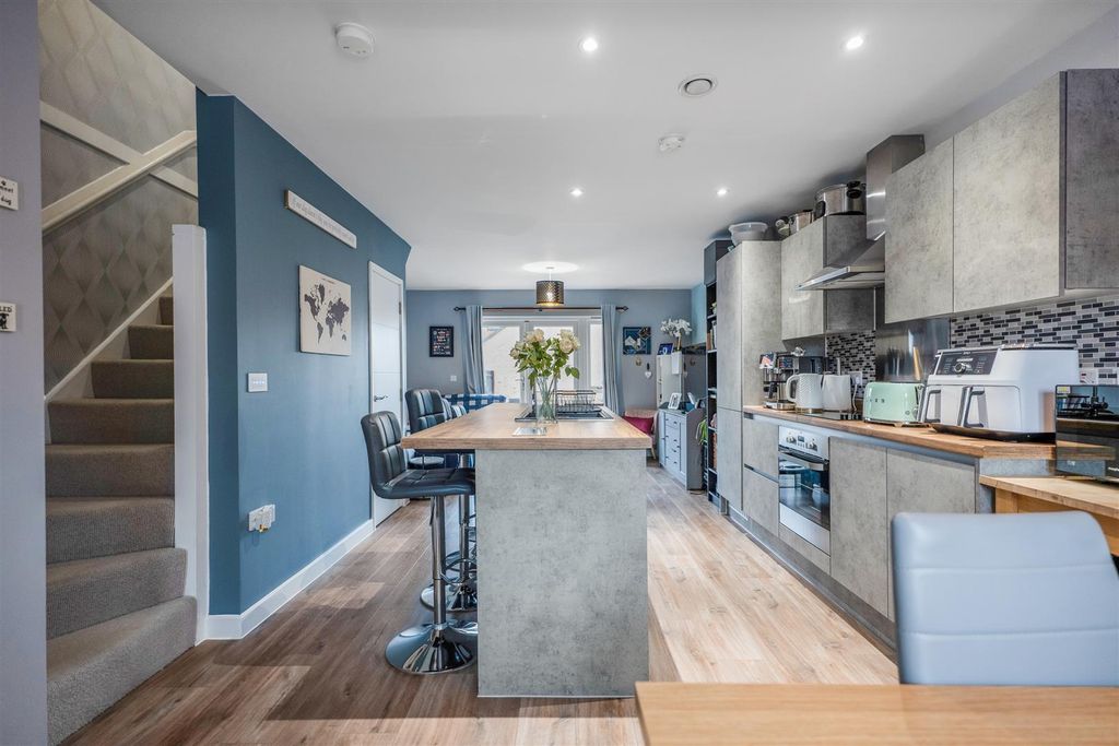 Property photo 2 of 24 9.Jpg