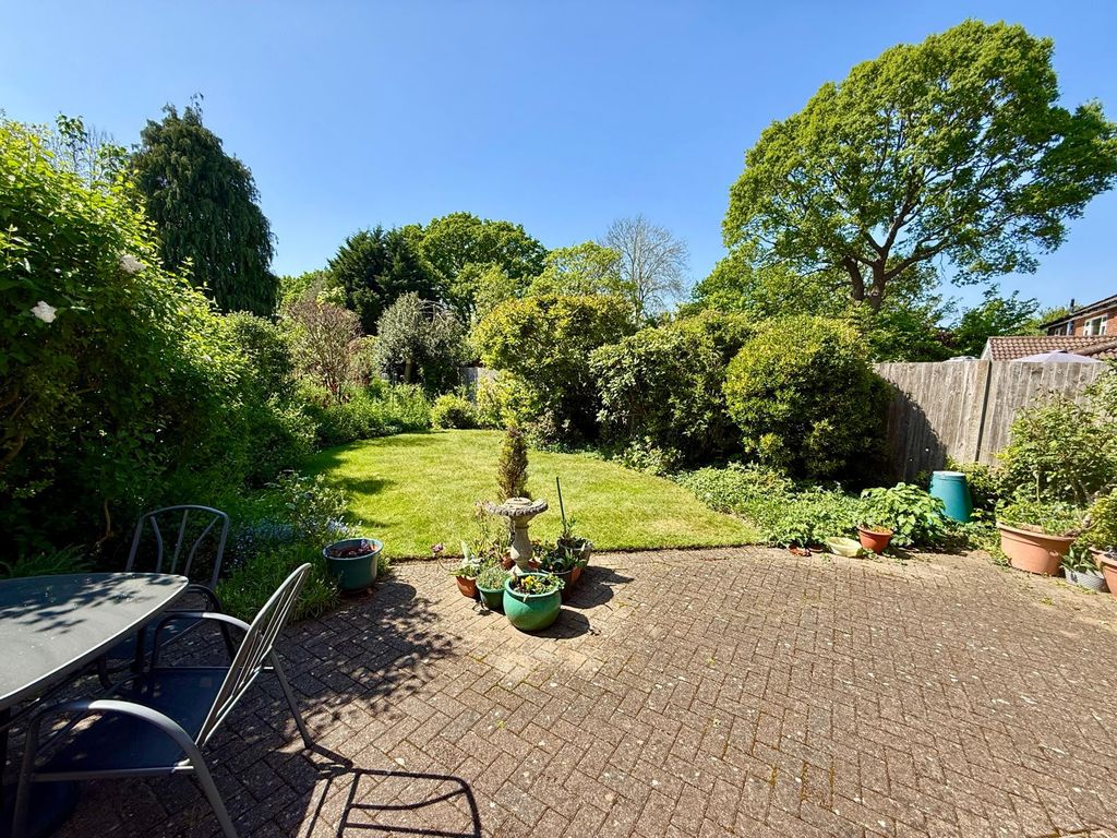 Property photo 2 of 14