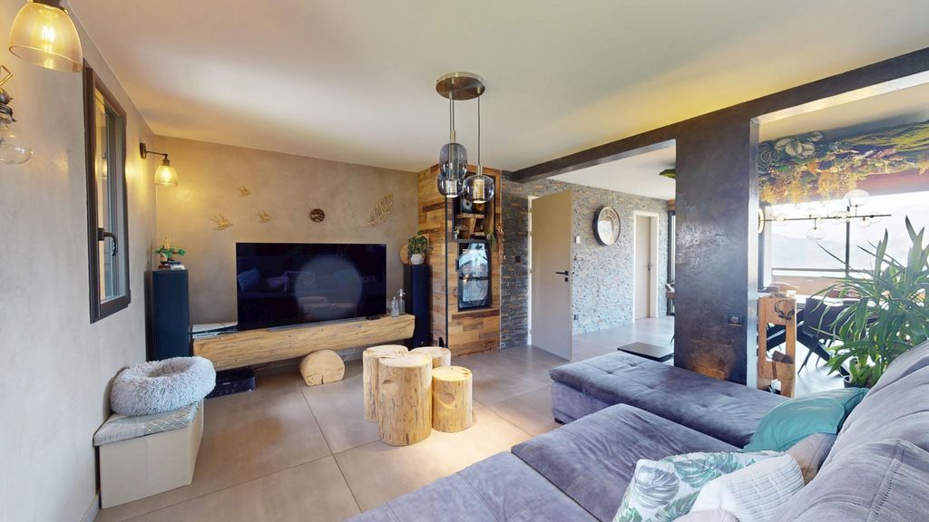 Property photo 3 of 19 The Chalet For Sale