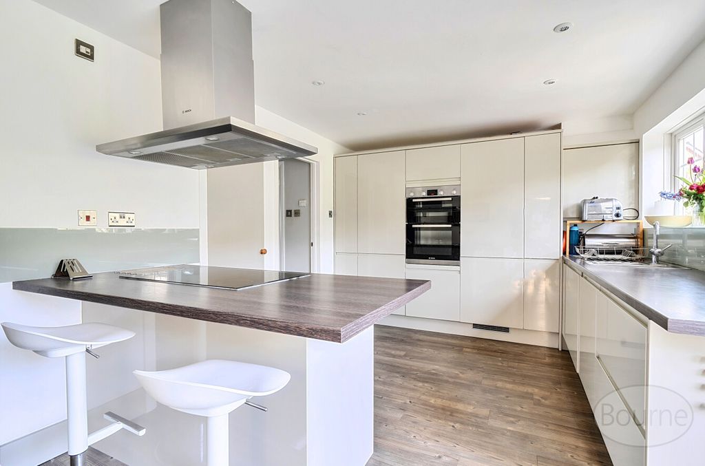 Property photo 3 of 25 Ca3275Fb-E1Eb-4A7...