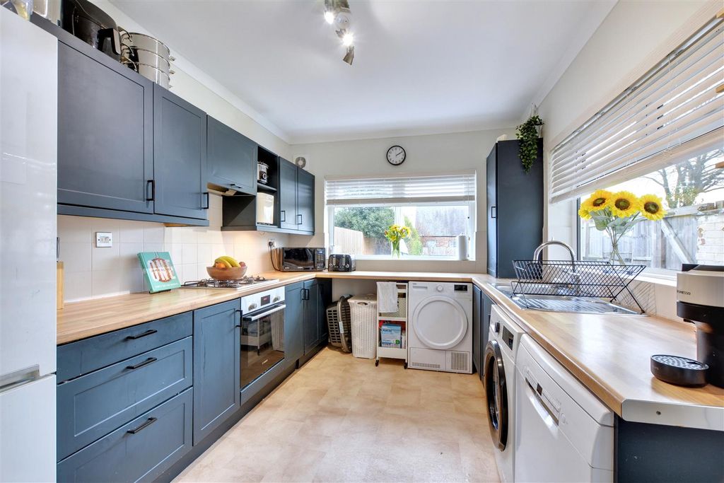 Property photo 2 of 18 Kitchen_1.Jpeg