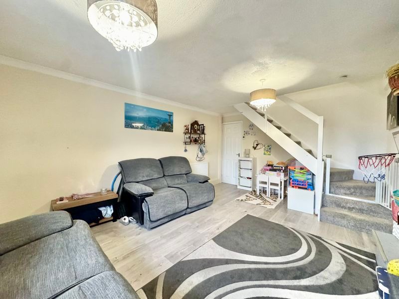 Property photo 3 of 10 Photo 17