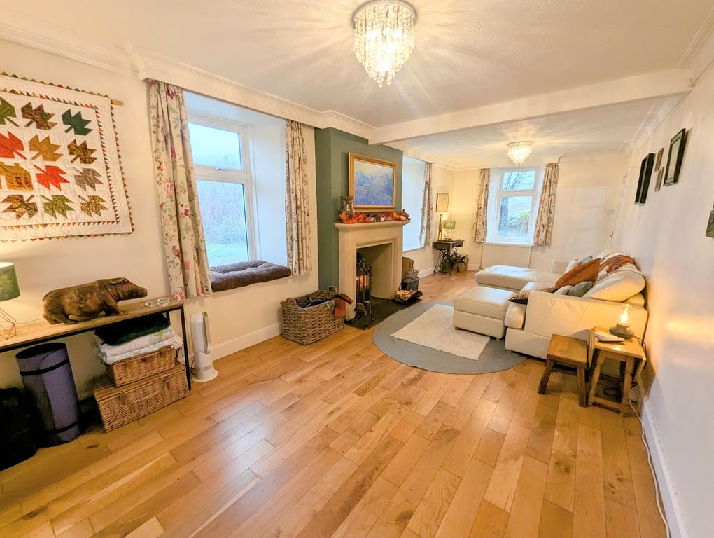 Property photo 3 of 40