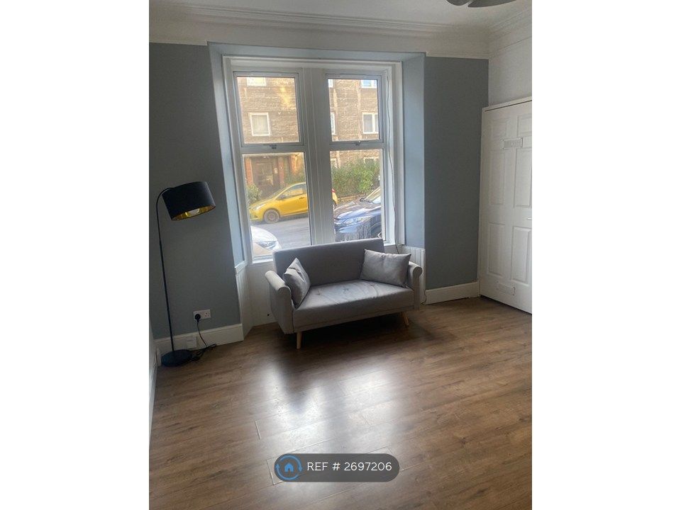 Property photo 3 of 4