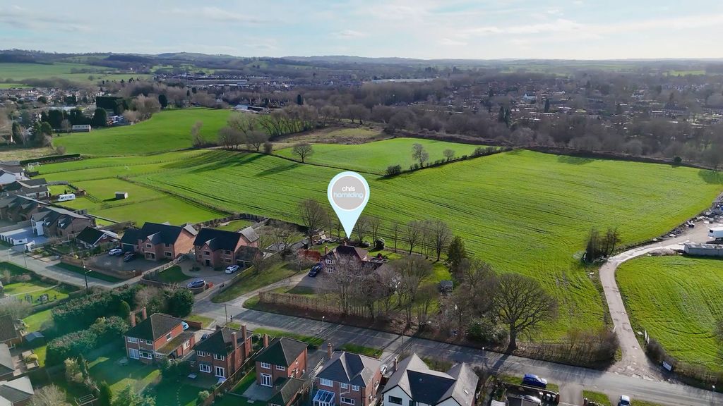 Property photo 2 of 38