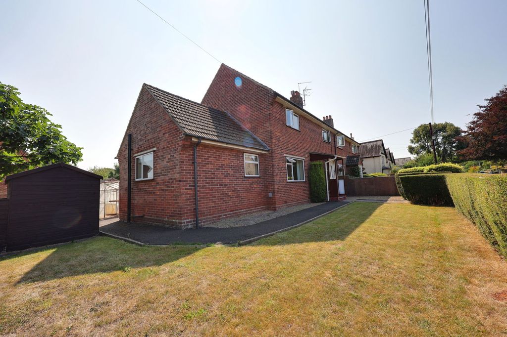 Property photo 3 of 38