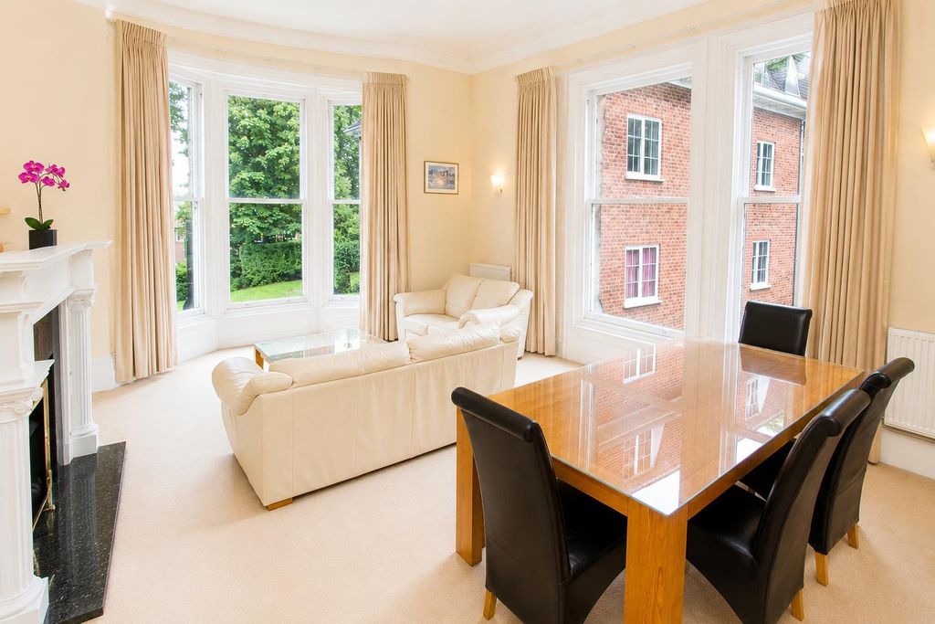 Property photo 1 of 11 Bright, Spacious Living Room With Dining Area...