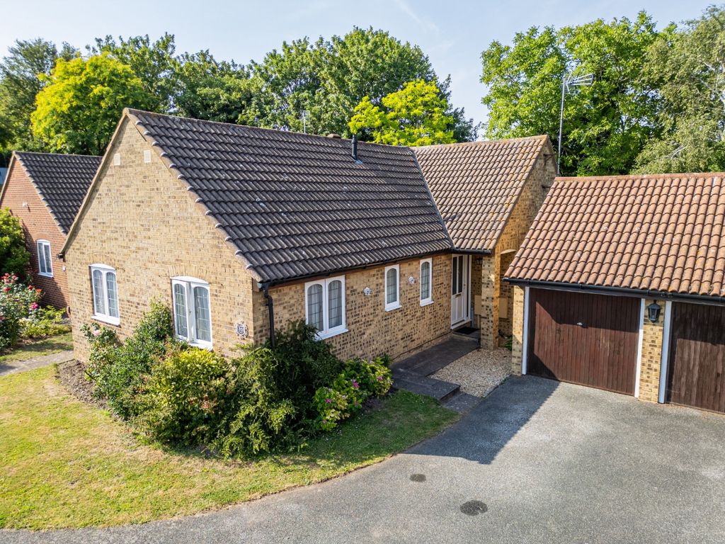Property photo 1 of 23 4183720