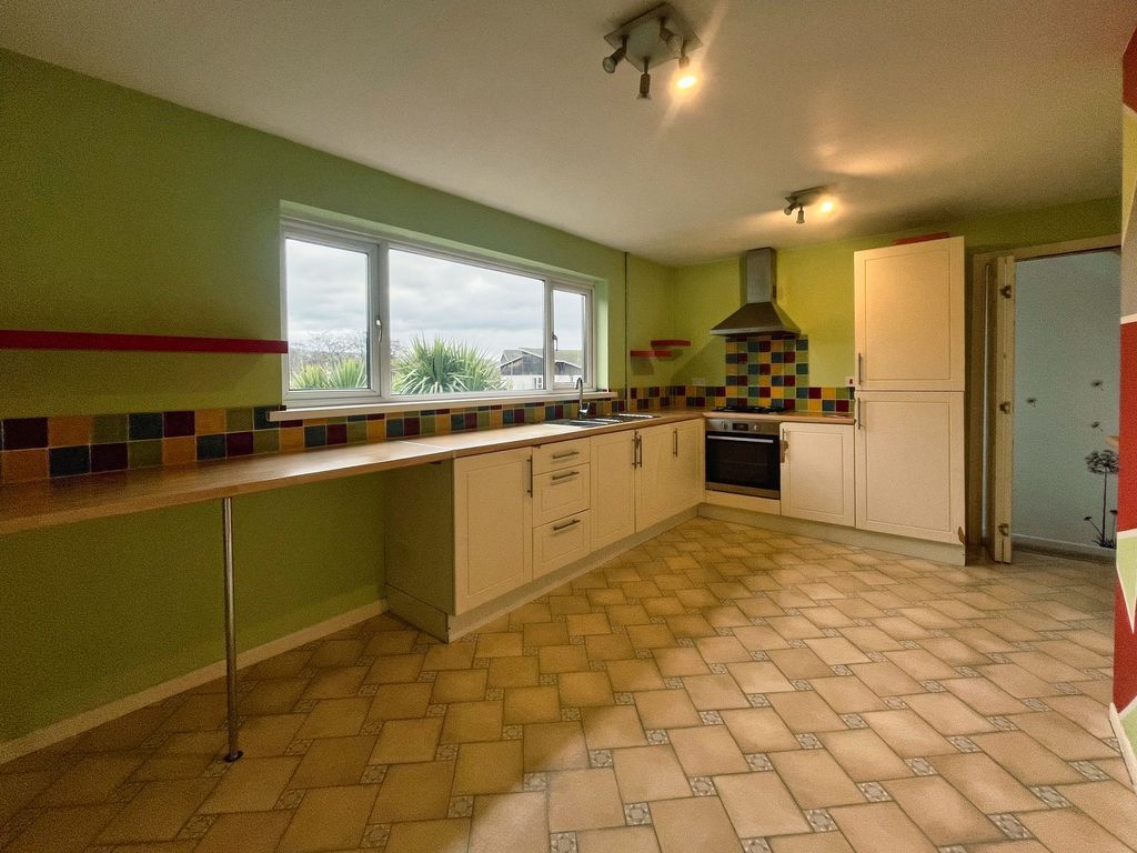 Property photo 2 of 21 Photo 5