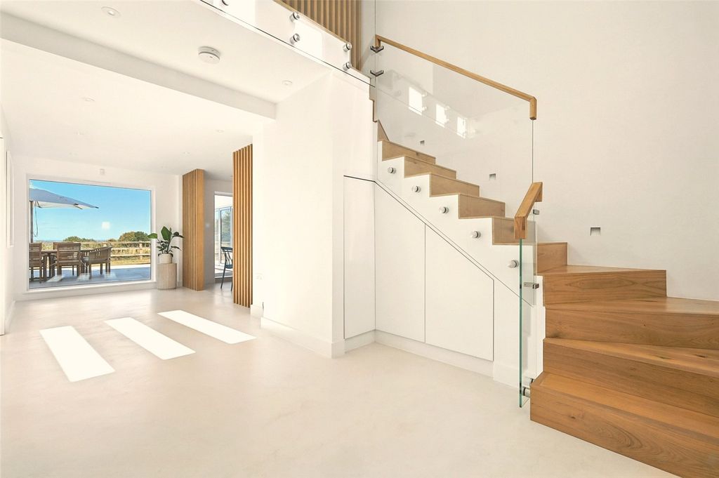 Property photo 3 of 20 Picture No. 03