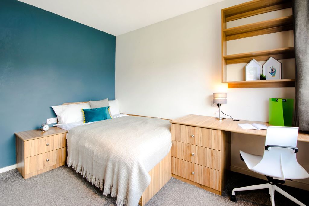 Property photo 3 of 13 Property Photo