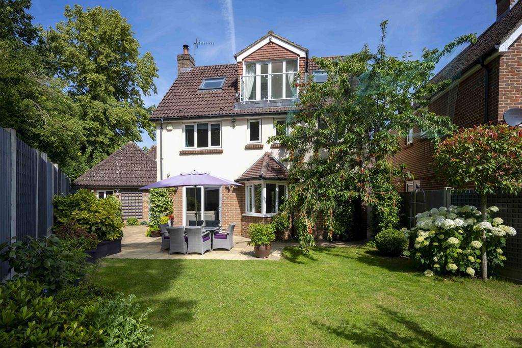 Property photo 3 of 21