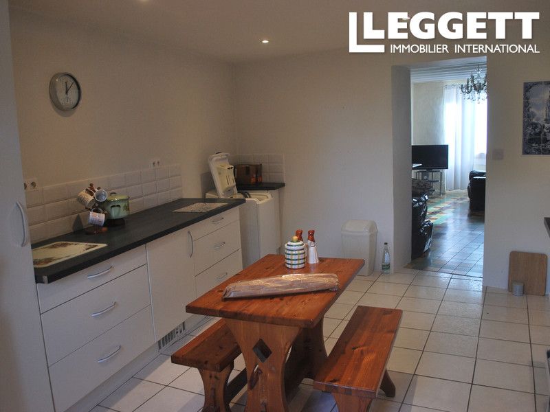 Property photo 3 of 10