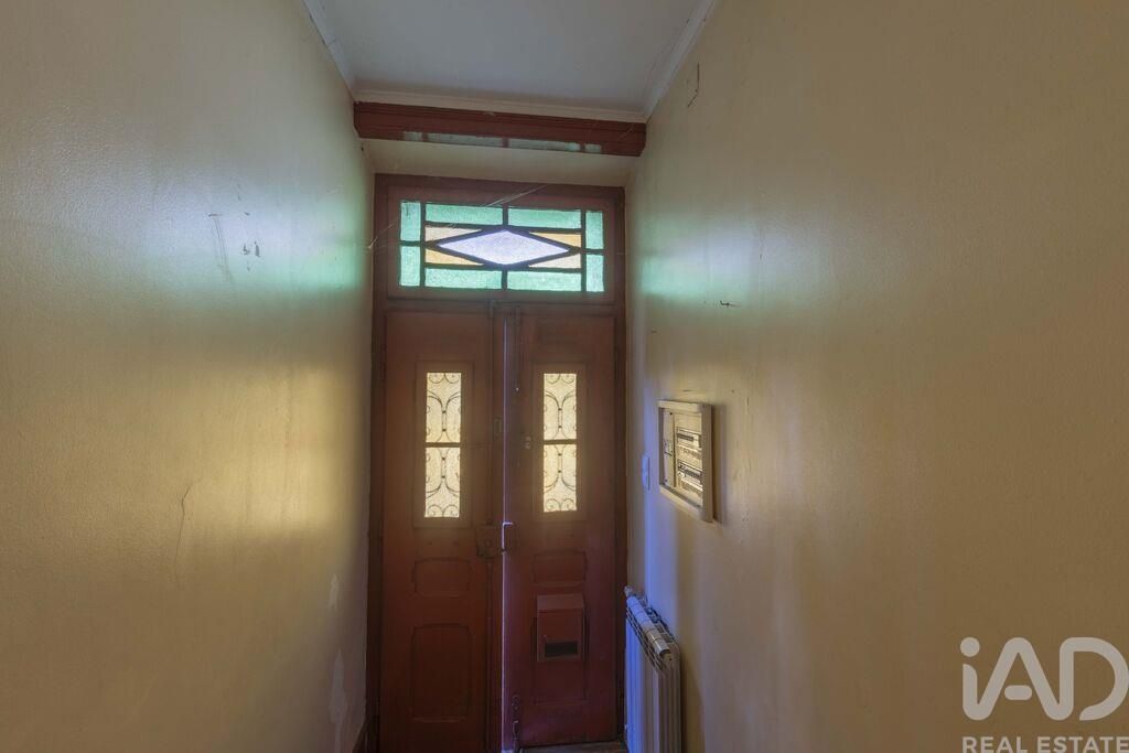 Property photo 3 of 38
