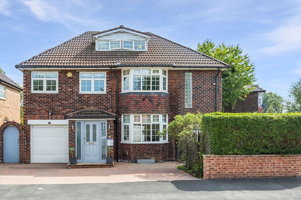 Property photo 1 of 31