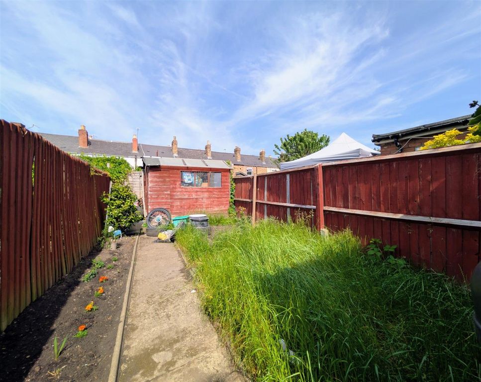 Property photo 3 of 10