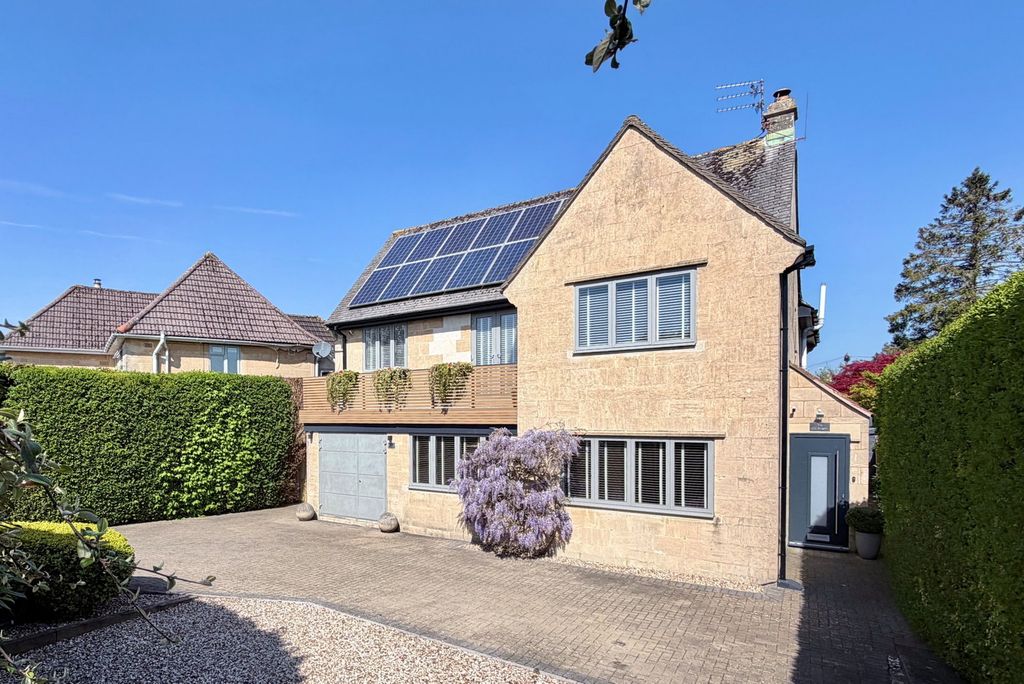Property photo 1 of 22