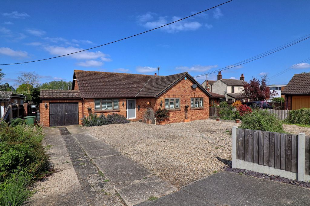 Property photo 1 of 30