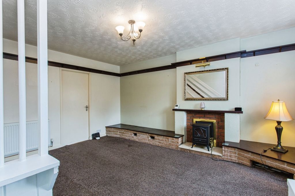 Property photo 3 of 17 Pbox-Img.Jpg