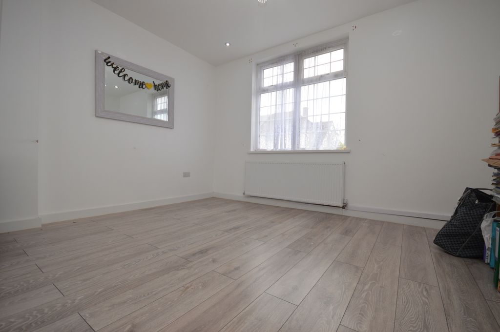 Property photo 3 of 15 Gallery