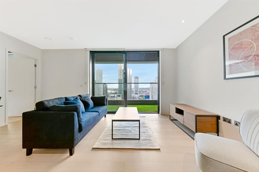 Property photo 2 of 9