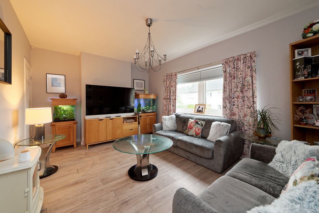 Property photo 3 of 17 Property Image 3