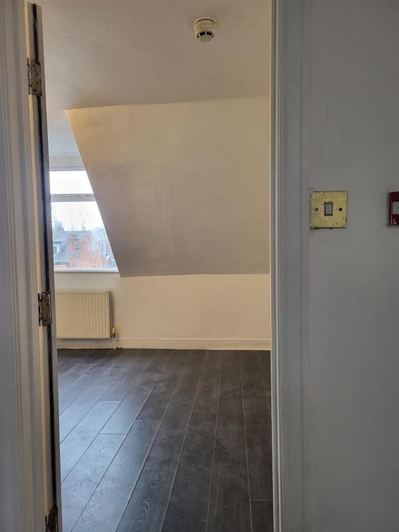 Property photo 3 of 13 Img-20260327-Wa0034.Jpg