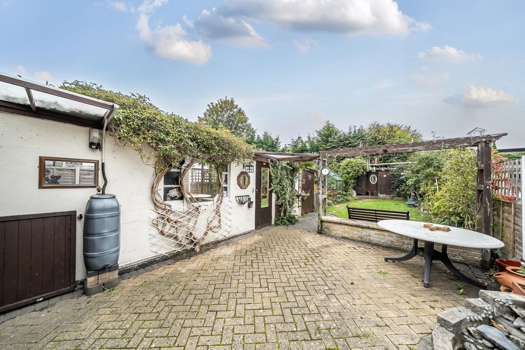 Property photo 3 of 23 1364064-21-68E926...