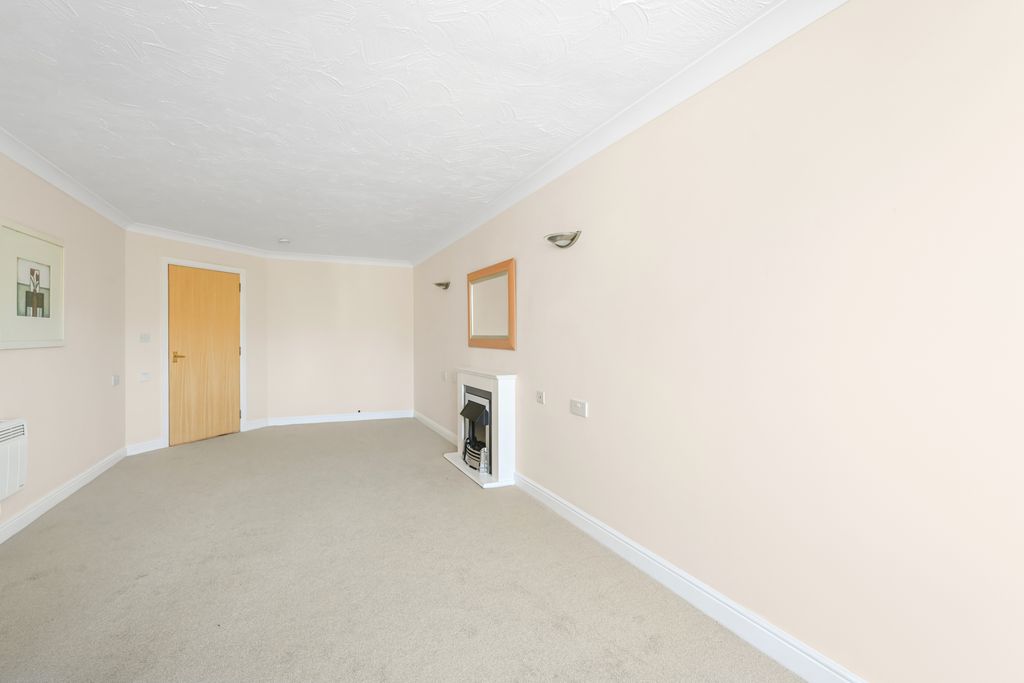 Property photo 3 of 15 Property Image 3