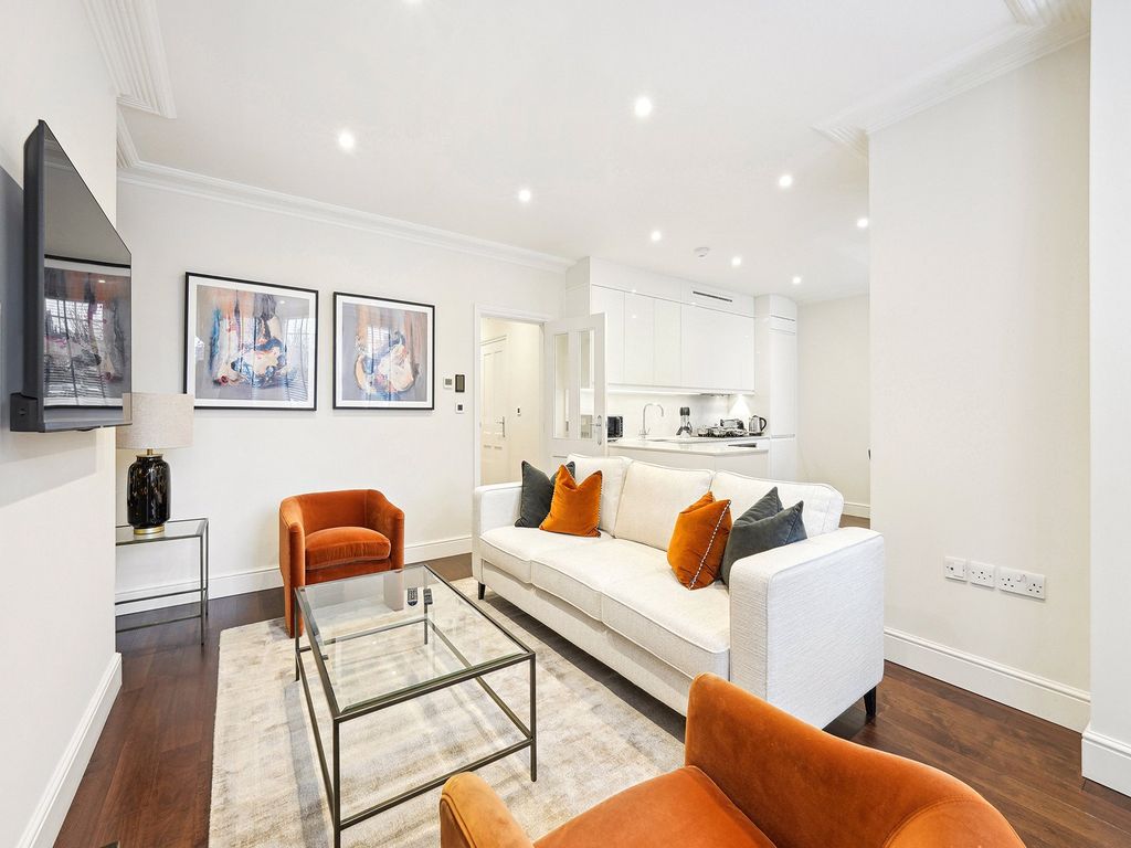 Property photo 2 of 17 Picture No. 03